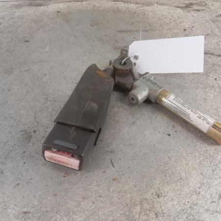Attache ceinture avant gauche RENAULT KANGOO 1