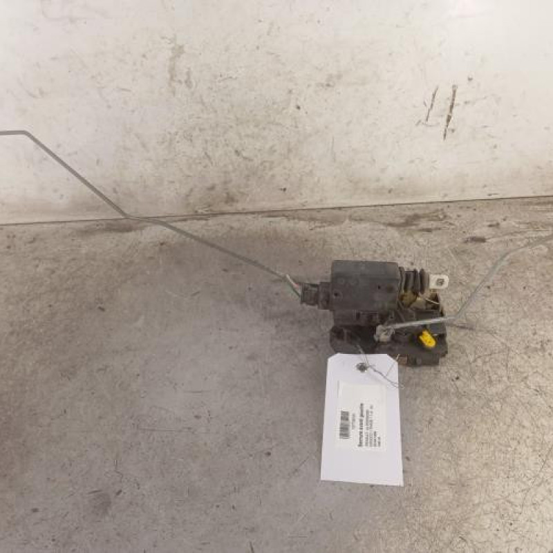 Serrure avant gauche RENAULT KANGOO 1 Serrure avant gauche RENAULT KANGOO 1