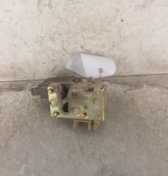 Serrure avant droit PEUGEOT 106