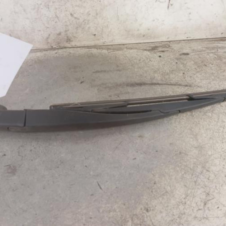 Bras essuie glace arriere PEUGEOT 208 1