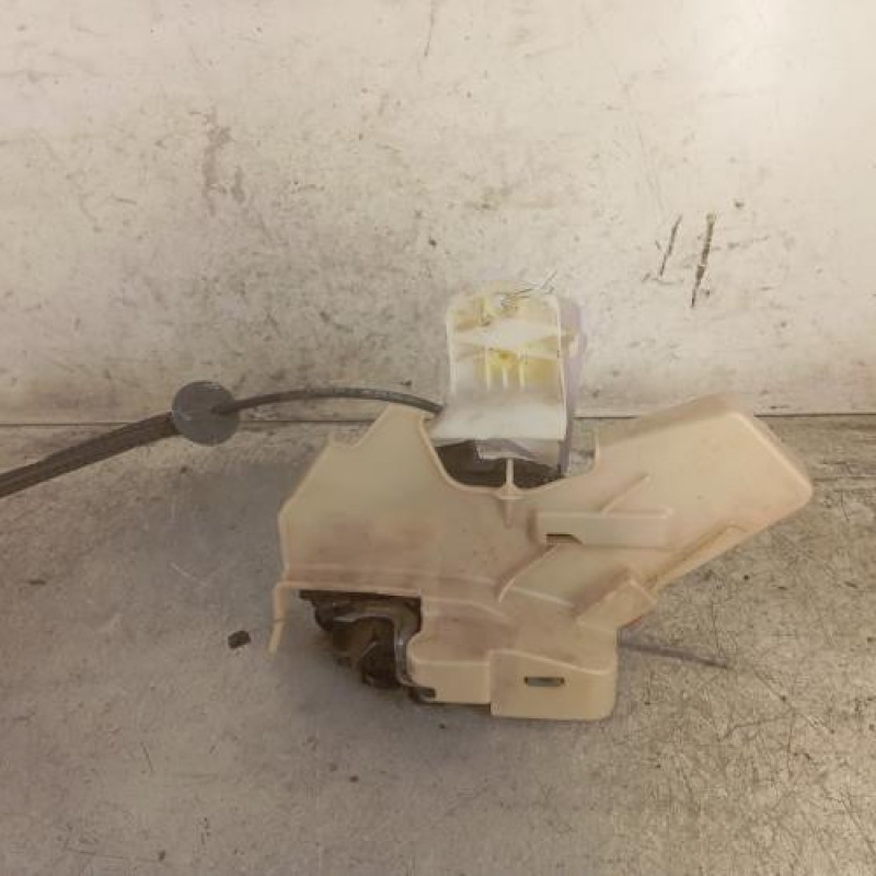 Serrure arriere droit VOLKSWAGEN POLO 4 Serrure arriere droit VOLKSWAGEN POLO 4