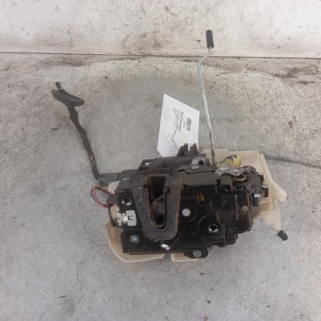 Serrure avant droit VOLKSWAGEN POLO 4