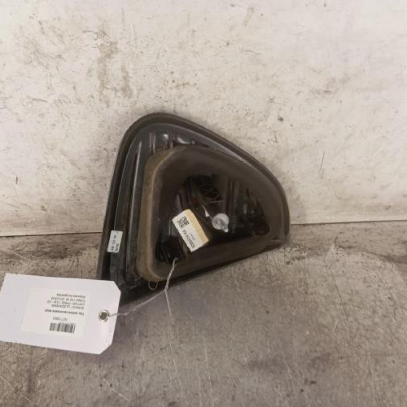 Feu arriere secondaire droit (feux) RENAULT CAPTUR 1 Feu arriere secondaire droit (feux) RENAULT CAPTUR 1
