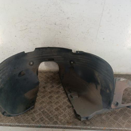 Pare boue avant droit PEUGEOT 208 1