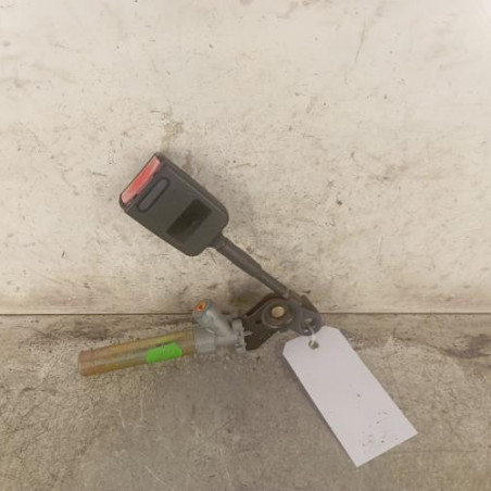 Attache ceinture avant gauche PEUGEOT 106