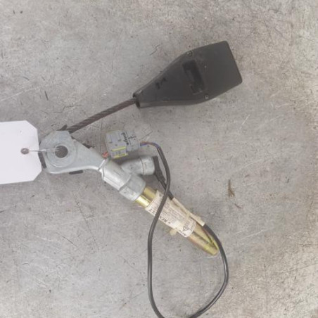 Attache ceinture avant droit RENAULT CLIO 2 Photo n°1