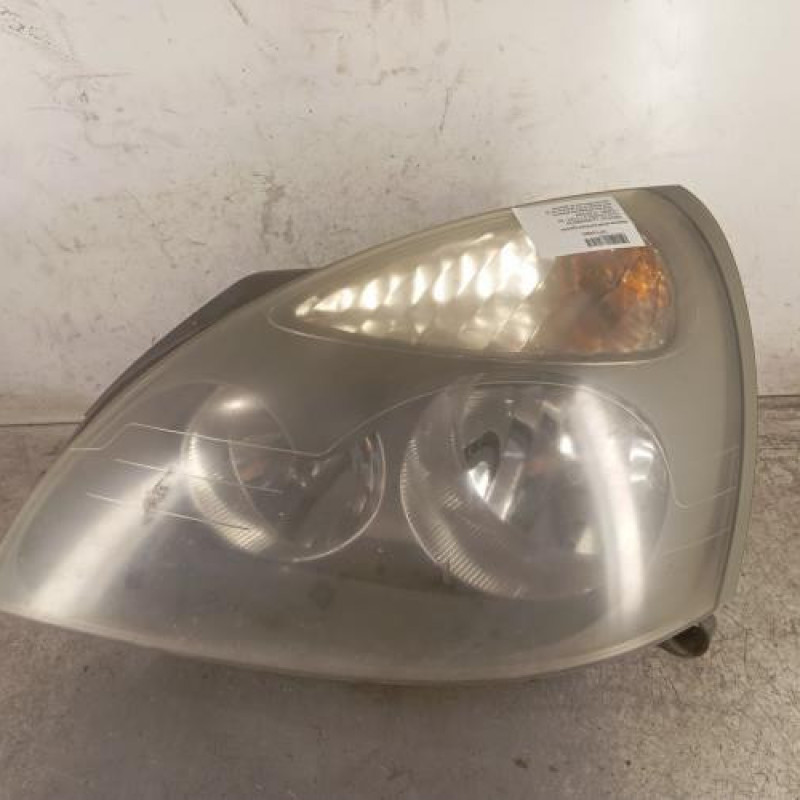 Optique avant principal gauche (feux)(phare) RENAULT CLIO 2