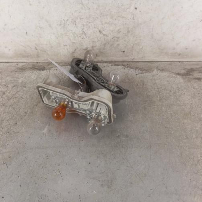 Platine feu arriere gauche RENAULT MEGANE 2
