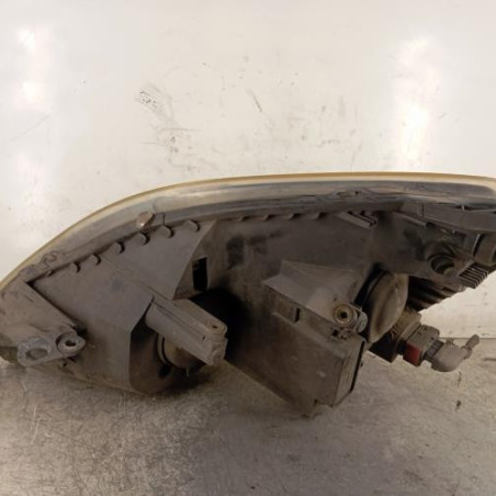 Optique avant principal droit (feux)(phare) OPEL ZAFIRA B