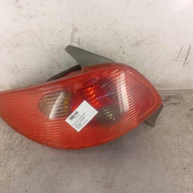Feu arriere principal gauche (feux) PEUGEOT 206 Feu arriere principal gauche (feux) PEUGEOT 206