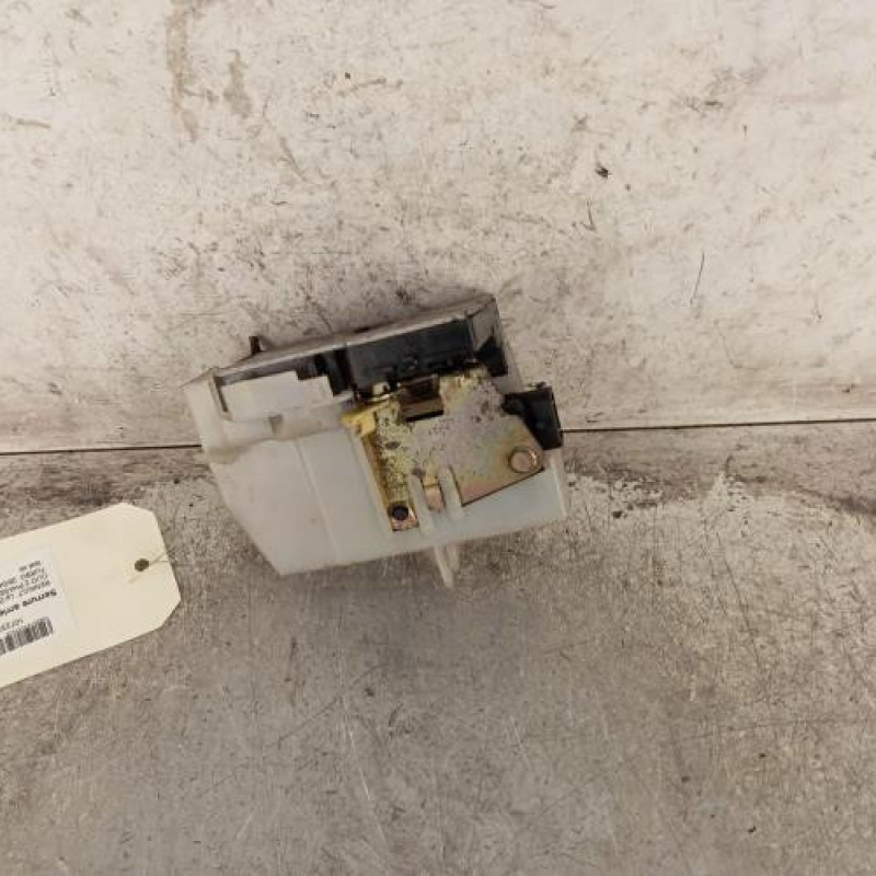 Serrure arriere gauche RENAULT CLIO 2 Serrure arriere gauche RENAULT CLIO 2