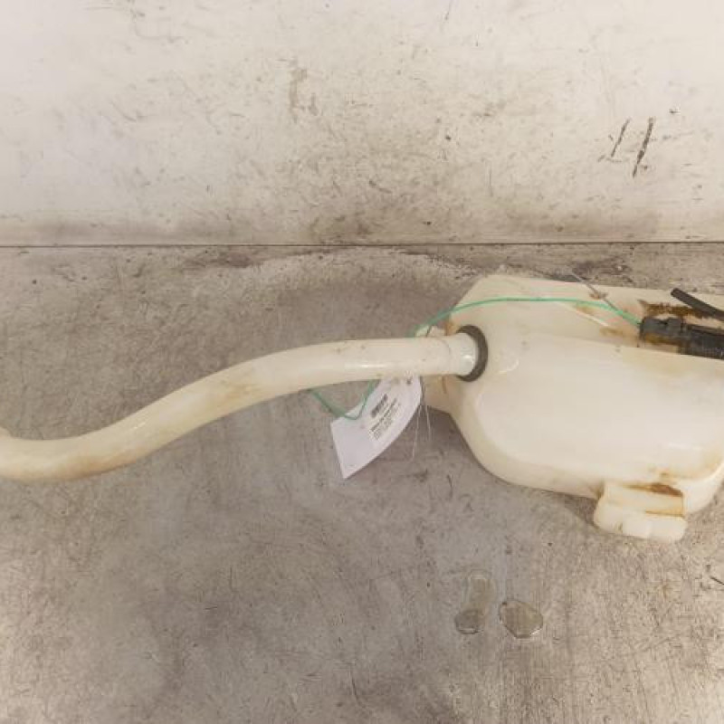 Vase de lave glace RENAULT KANGOO 2 Vase de lave glace RENAULT KANGOO 2