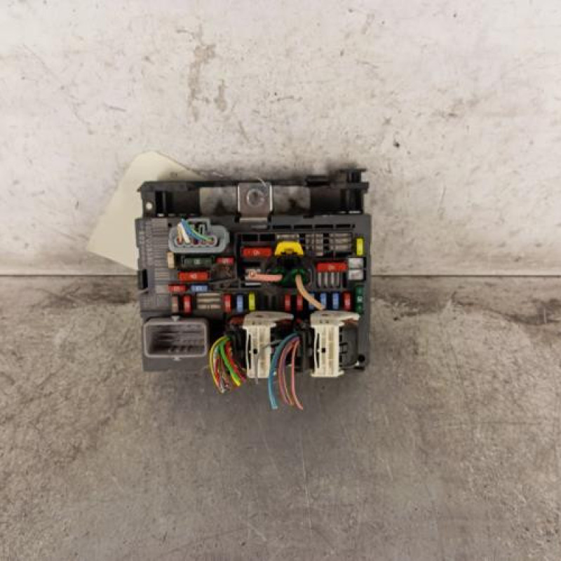 Boitier servitude moteur (BSM) CITROEN C5 2 Boitier servitude moteur (BSM) CITROEN C5 2