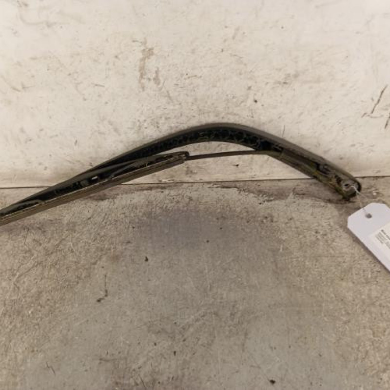 Bras essuie glace arriere RENAULT TWINGO 1 Bras essuie glace arriere RENAULT TWINGO 1