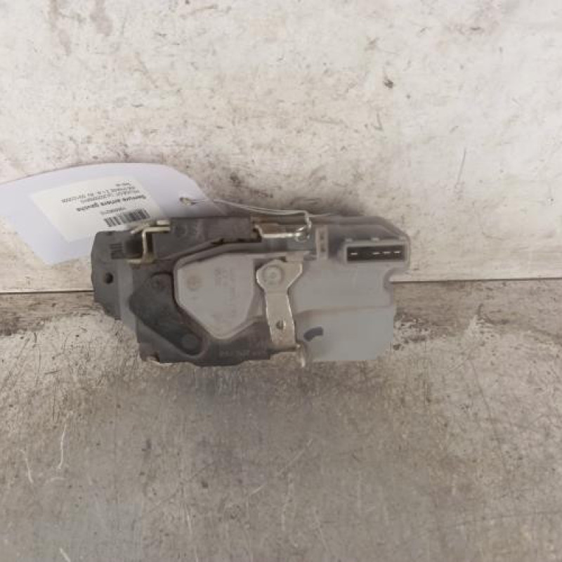 Serrure arriere gauche PEUGEOT 206 Serrure arriere gauche PEUGEOT 206