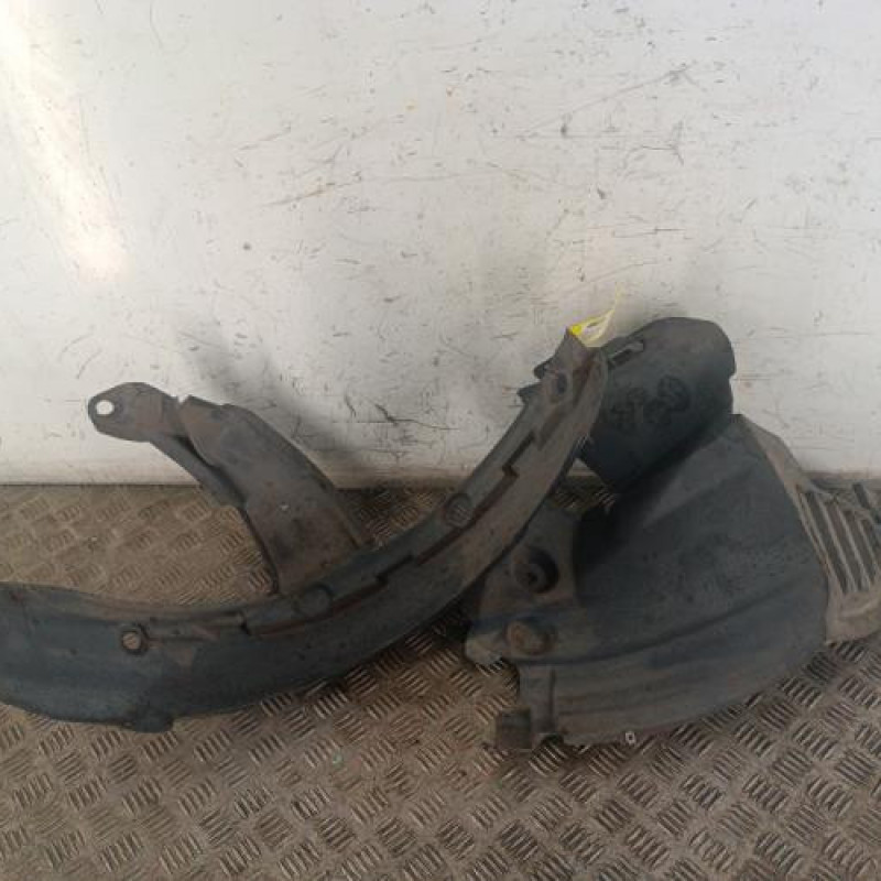 Pare boue avant gauche RENAULT KANGOO 1 Pare boue avant gauche RENAULT KANGOO 1