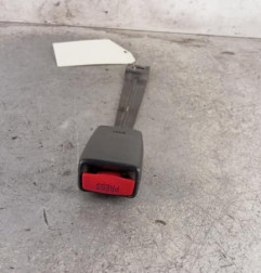 Attache ceinture avant gauche TOYOTA YARIS 1