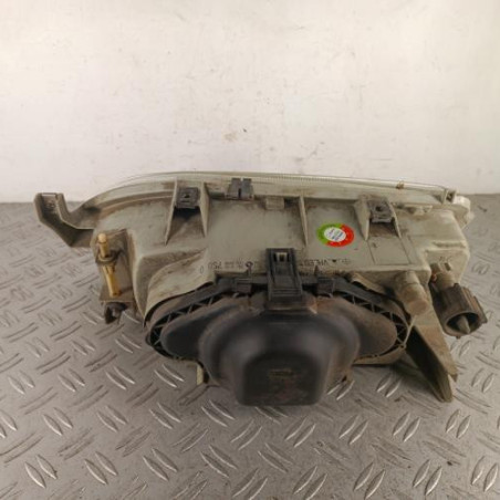 Optique avant principal droit (feux)(phare) RENAULT R19