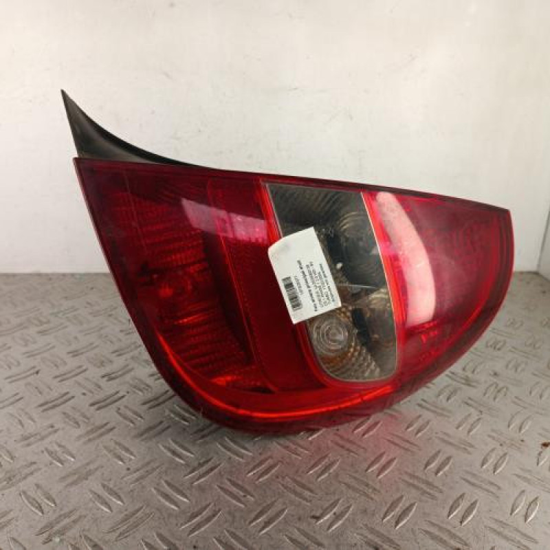 Feu arriere principal droit (feux) CITROEN C5 1 Feu arriere principal droit (feux) CITROEN C5 1