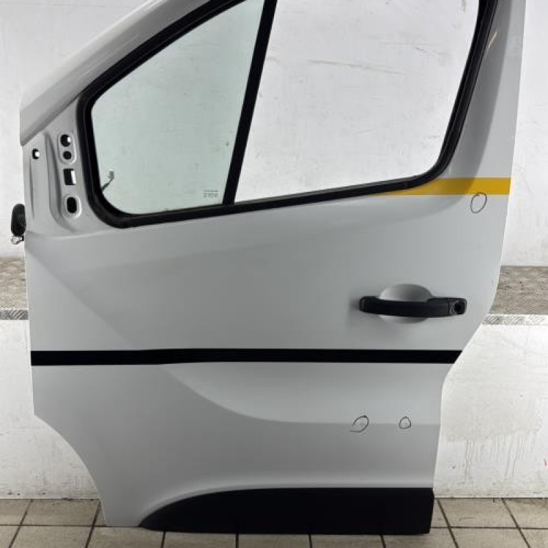 Porte avant gauche RENAULT TRAFIC 3 COURT