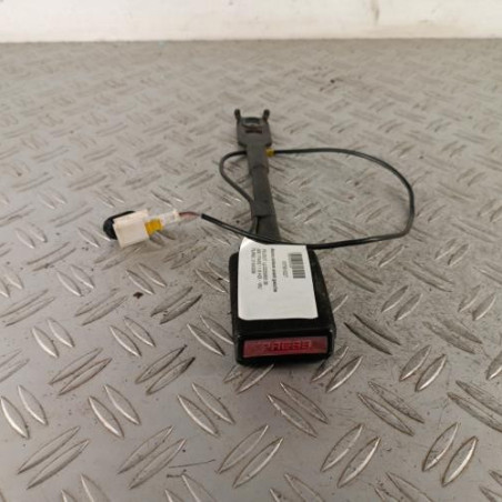 Attache ceinture avant gauche PEUGEOT 308 1
