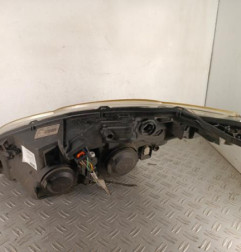 Optique avant principal droit (feux)(phare) PEUGEOT 208 1