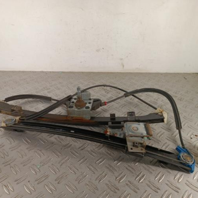 Leve vitre mecanique avant gauche VOLKSWAGEN CADDY 2