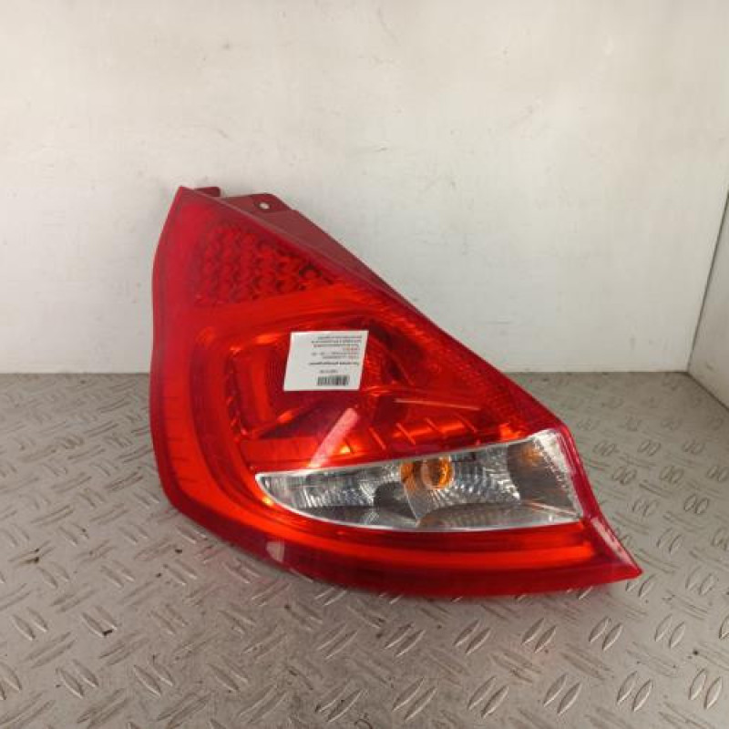 Feu arriere principal gauche (feux) FORD FIESTA 6