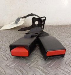Attache ceinture arriere droit RENAULT CLIO 4 Photo n°1