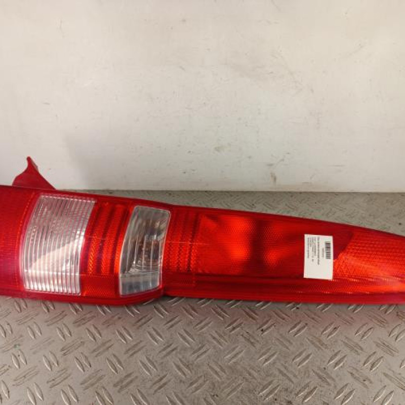 Feu arriere principal droit (feux) FIAT PANDA 2 Feu arriere principal droit (feux) FIAT PANDA 2