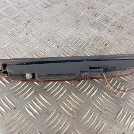 Feu arriere stop central RENAULT CLIO 2