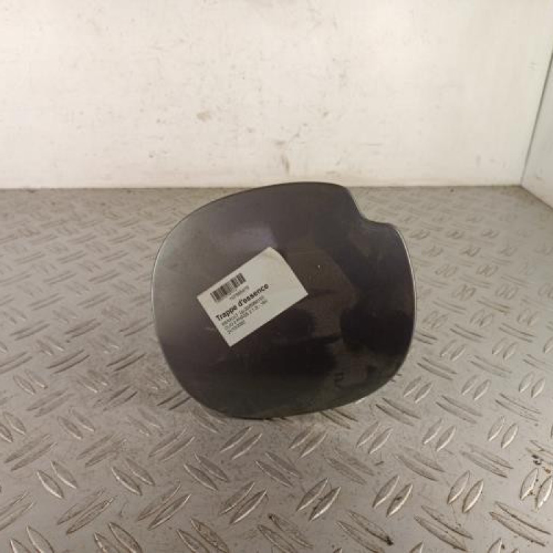 Trappe d'essence RENAULT CLIO 2 Trappe d'essence RENAULT CLIO 2
