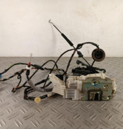 Serrure avant droit MERCEDES CLASSE A 169 Photo n°4