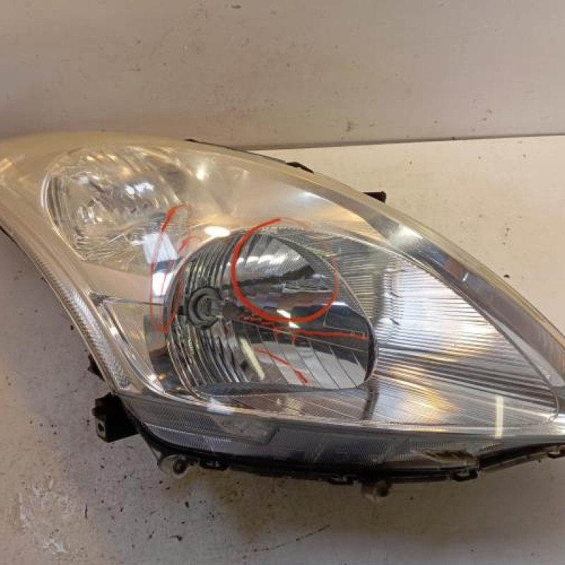 Optique avant principal droit (feux)(phare) SUZUKI SWIFT 4