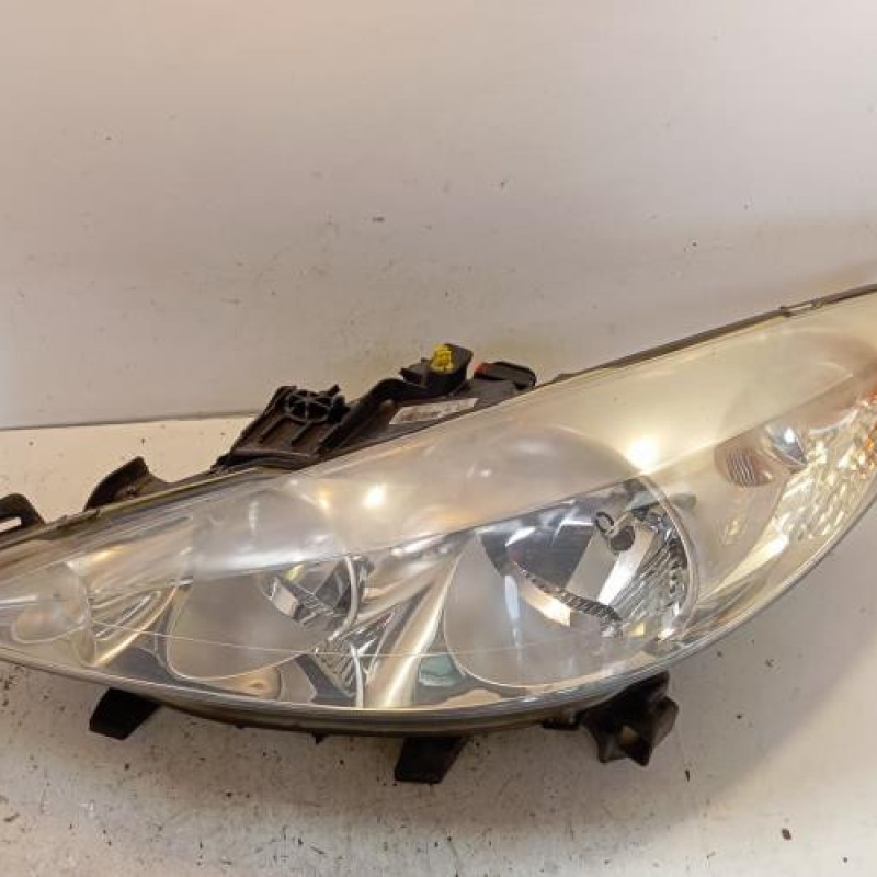 Optique avant principal gauche (feux)(phare) PEUGEOT 207