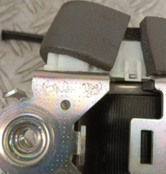 Ceinture avant gauche CITROEN C4 CACTUS Photo n°5