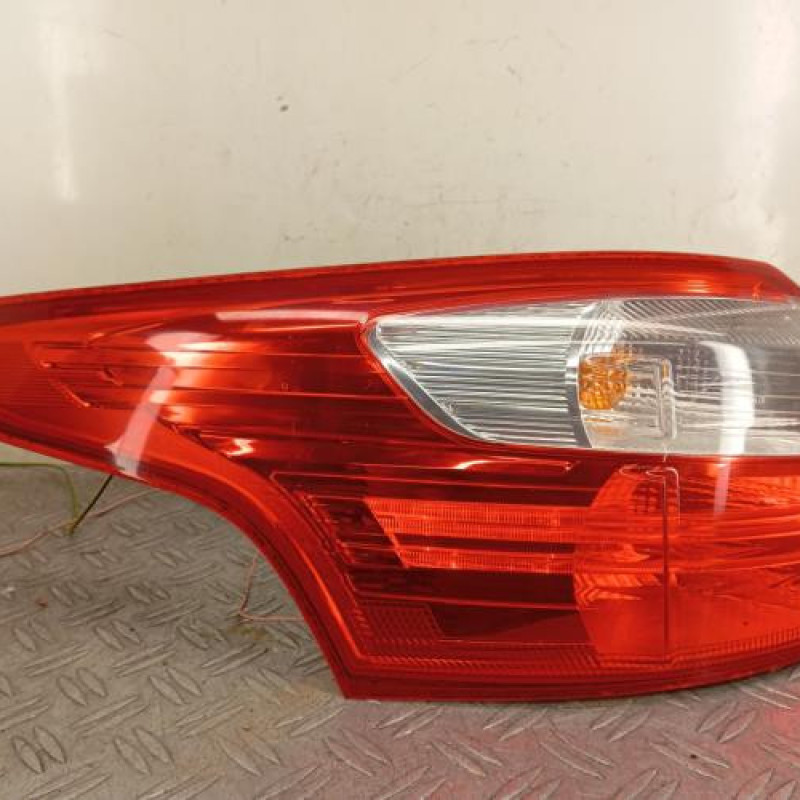 Feu arriere principal gauche (feux) FORD FOCUS 3