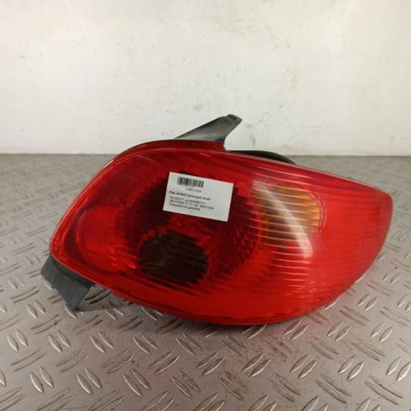 Feu arriere principal droit (feux) PEUGEOT 206 Feu arriere principal droit (feux) PEUGEOT 206