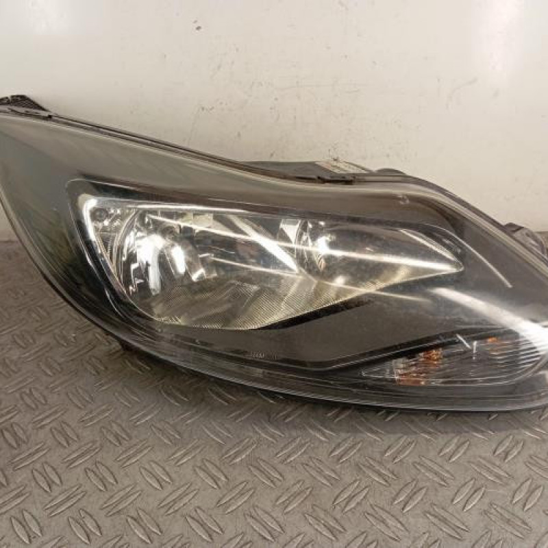 Optique avant principal droit (feux)(phare) FORD FOCUS 3