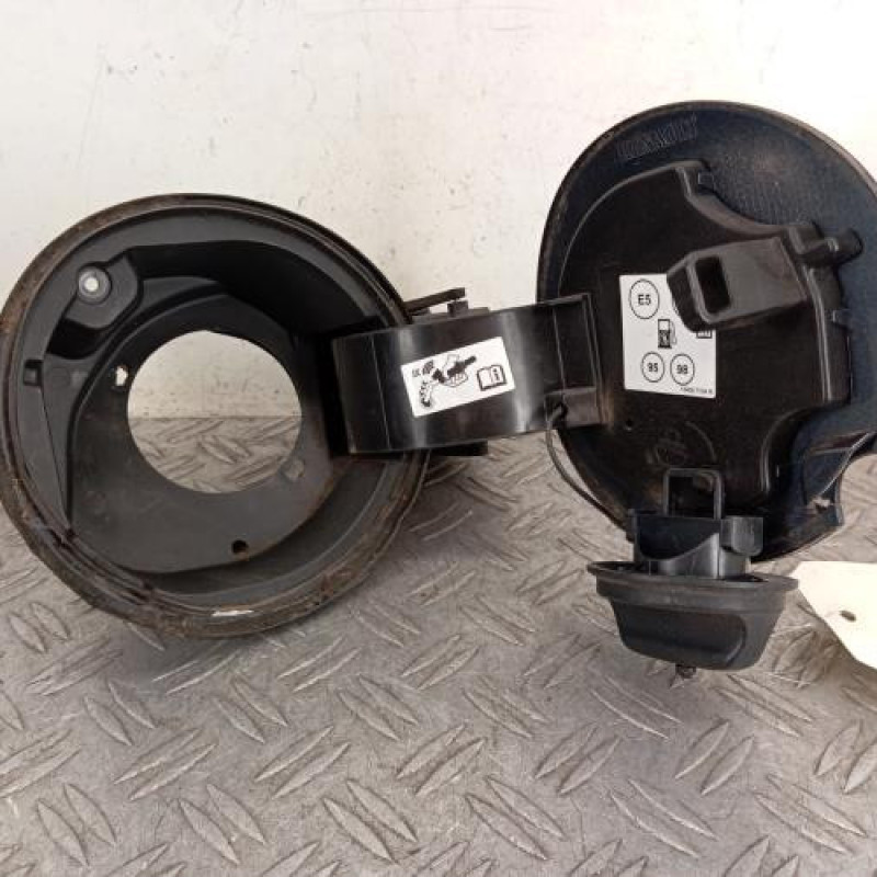 Trappe d'essence RENAULT CLIO 4 Trappe d'essence RENAULT CLIO 4