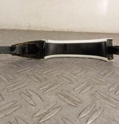 Poignee porte avant gauche PEUGEOT 2008 2
