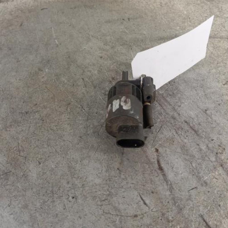 Pompe lave glace avant RENAULT TWINGO 1 Pompe lave glace avant RENAULT TWINGO 1