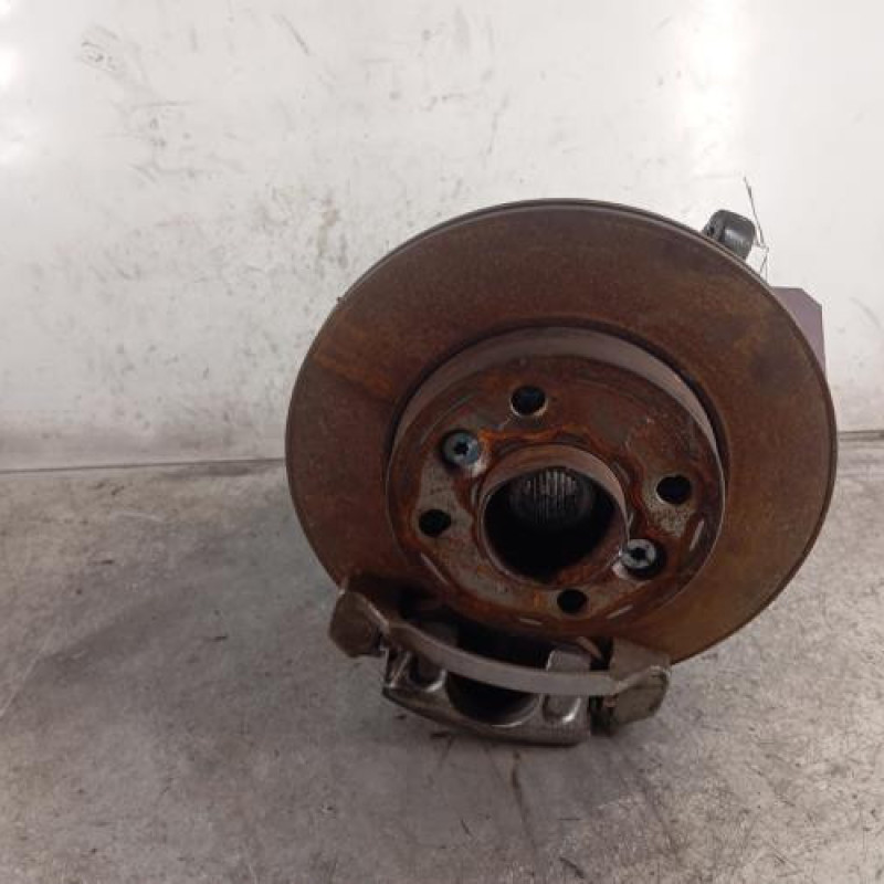 Moyeu avant droit DACIA SPRING Moyeu avant droit DACIA SPRING