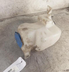 Vase de lave glace VOLKSWAGEN GOLF 4 Photo n°1
