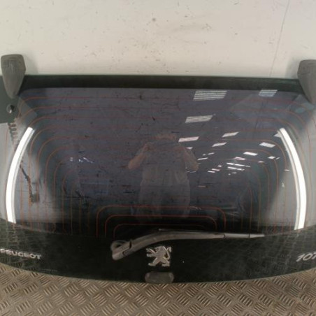 Lunette arriere PEUGEOT 107 Photo n°1