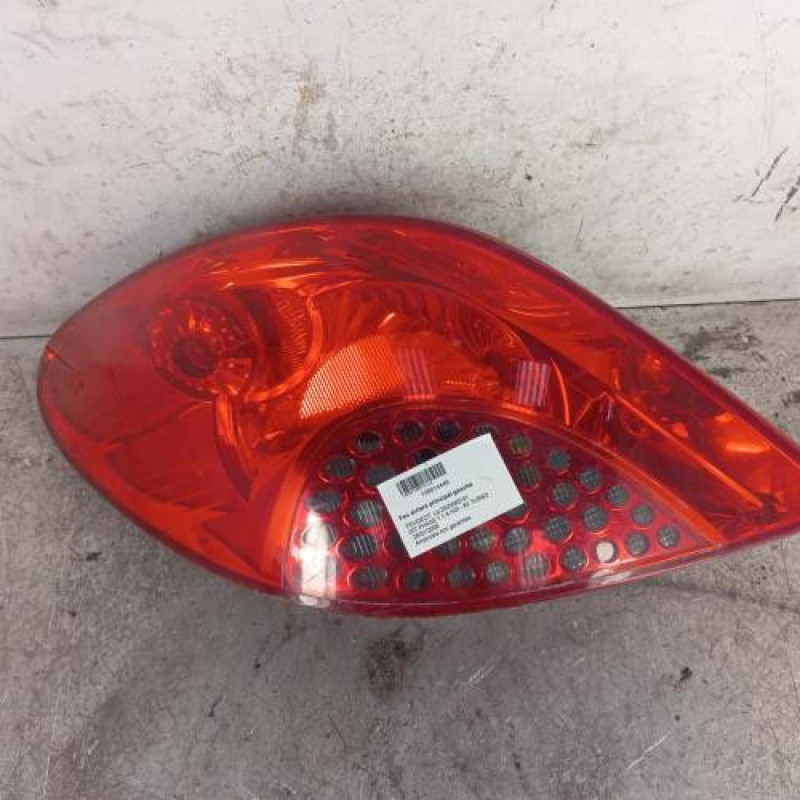Feu arriere principal gauche (feux) PEUGEOT 207 Feu arriere principal gauche (feux) PEUGEOT 207