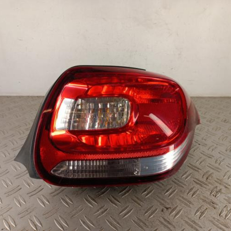 Feu arriere principal droit (feux) CITROEN DS3 Feu arriere principal droit (feux) CITROEN DS3