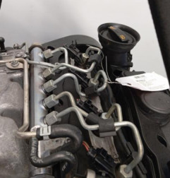 Moteur VOLKSWAGEN PASSAT 5 Photo n°5