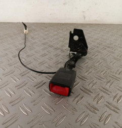 Attache ceinture arriere gauche PEUGEOT 3008 1