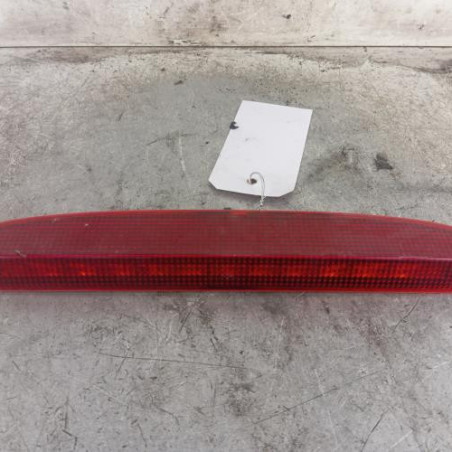 Feu arriere stop central RENAULT CLIO 2 Photo n°1